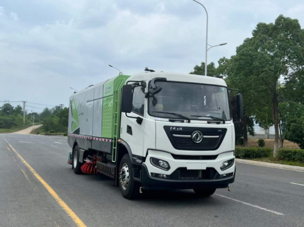東風(fēng)天錦純電動干濕兩用吸塵車
