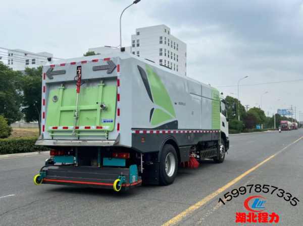 東風(fēng)天錦純電動干濕兩用吸塵車